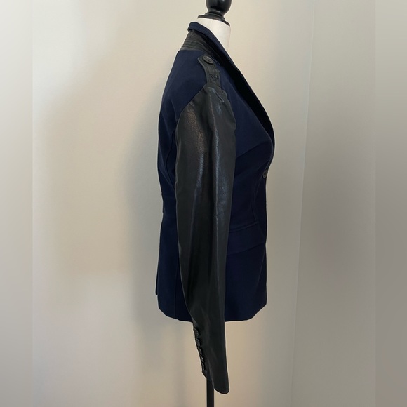 Burberry leather and wool jacket - Picture 5 of 9